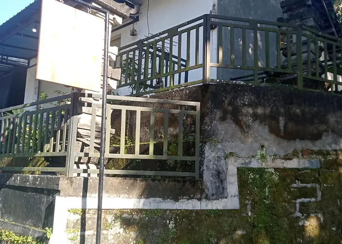Bed & Breakfast Pranamastra Bali 3*